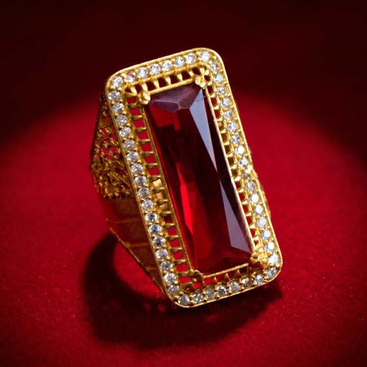 22 AYAR KIRMIZI DİKDÖRTGEN TAŞLI YÜZÜK